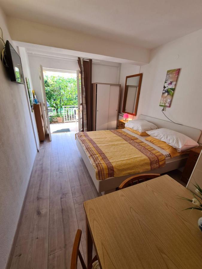 Apartments Ana Медулин Экстерьер фото