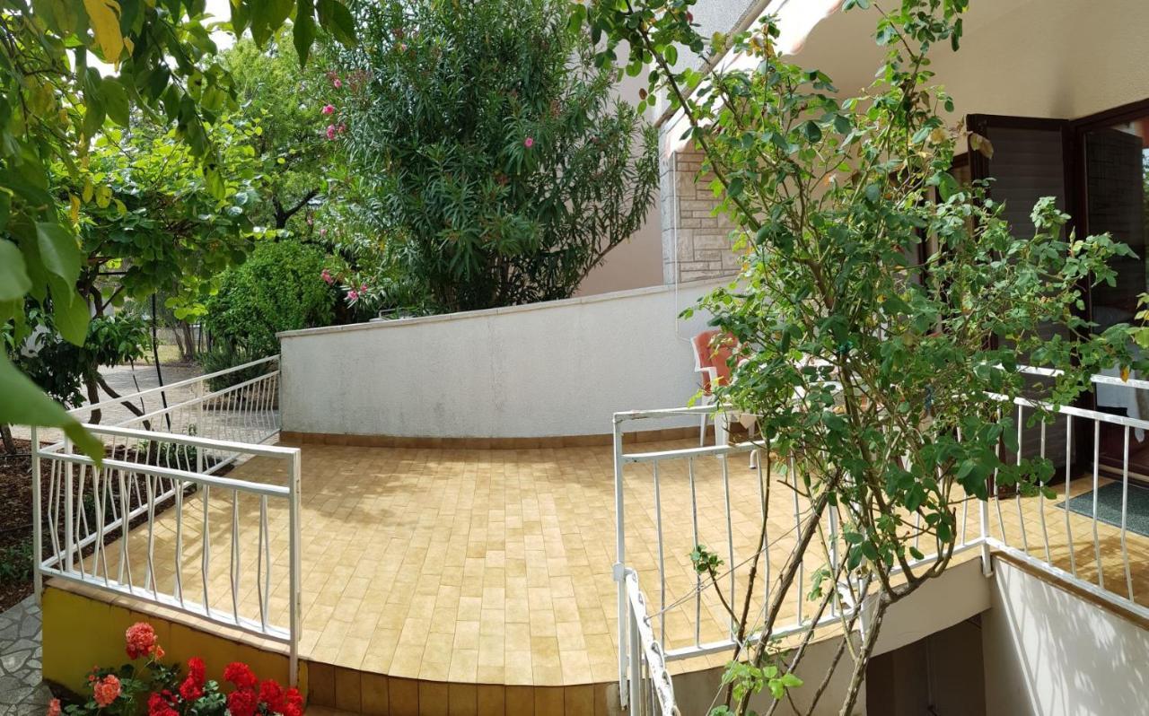 Apartments Ana Медулин Экстерьер фото