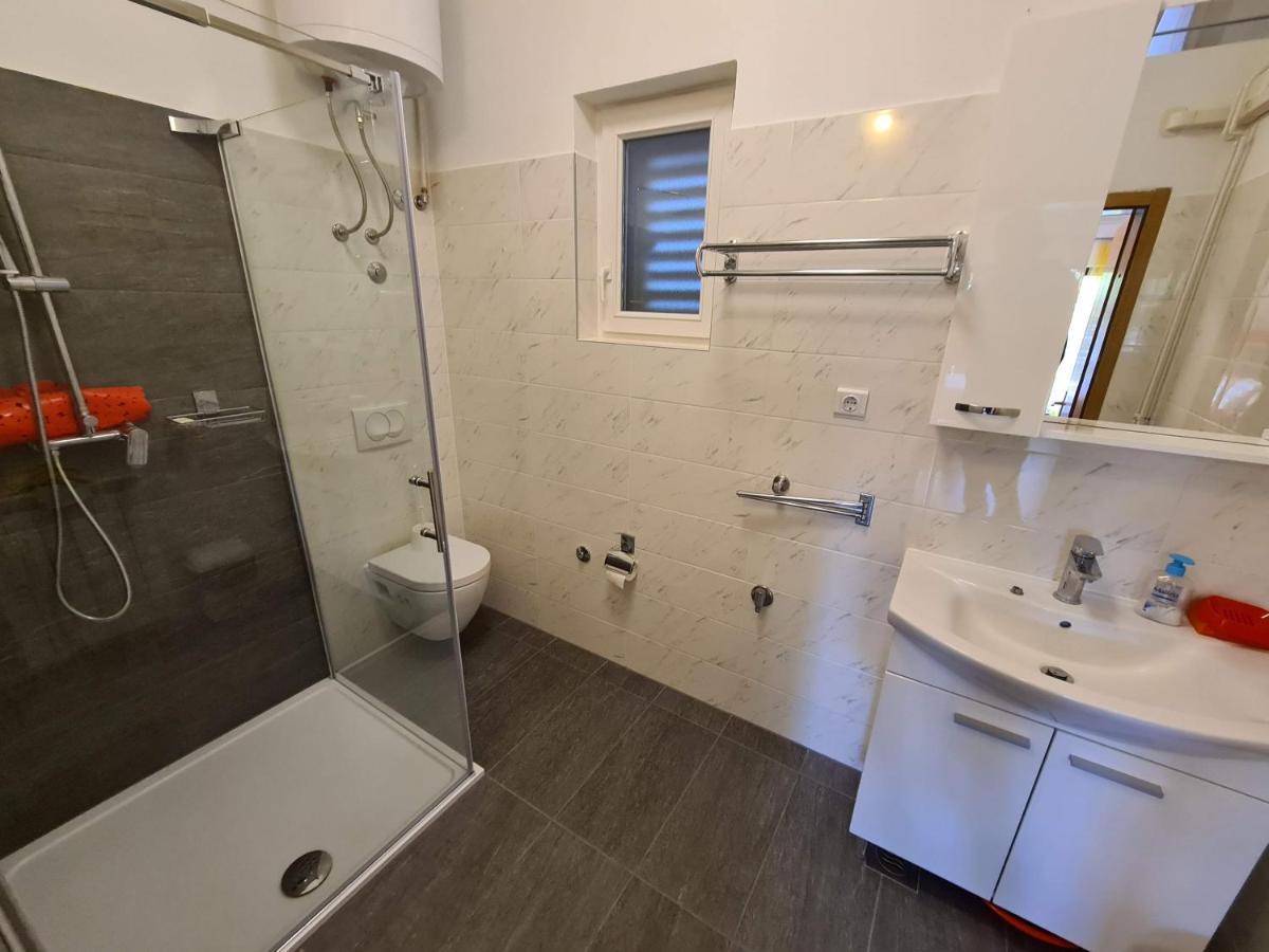 Apartments Ana Медулин Экстерьер фото