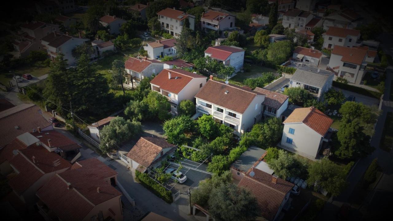 Apartments Ana Медулин Экстерьер фото