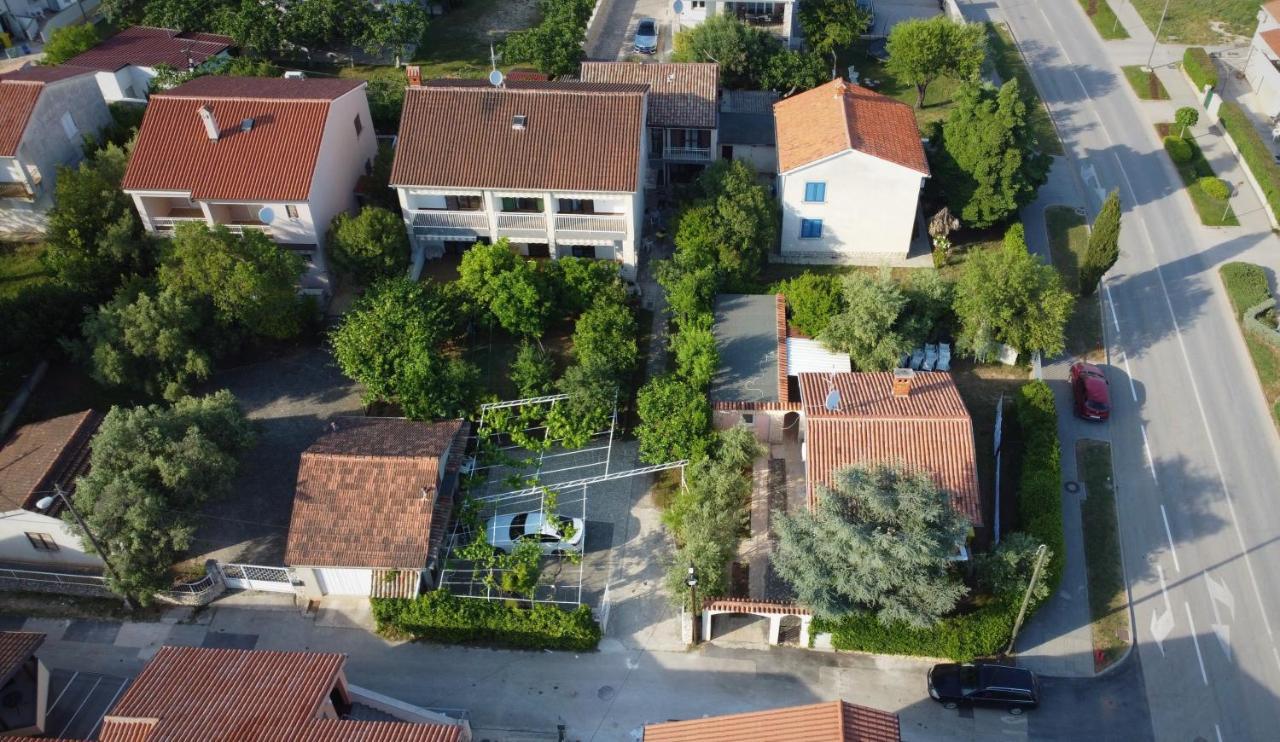 Apartments Ana Медулин Экстерьер фото